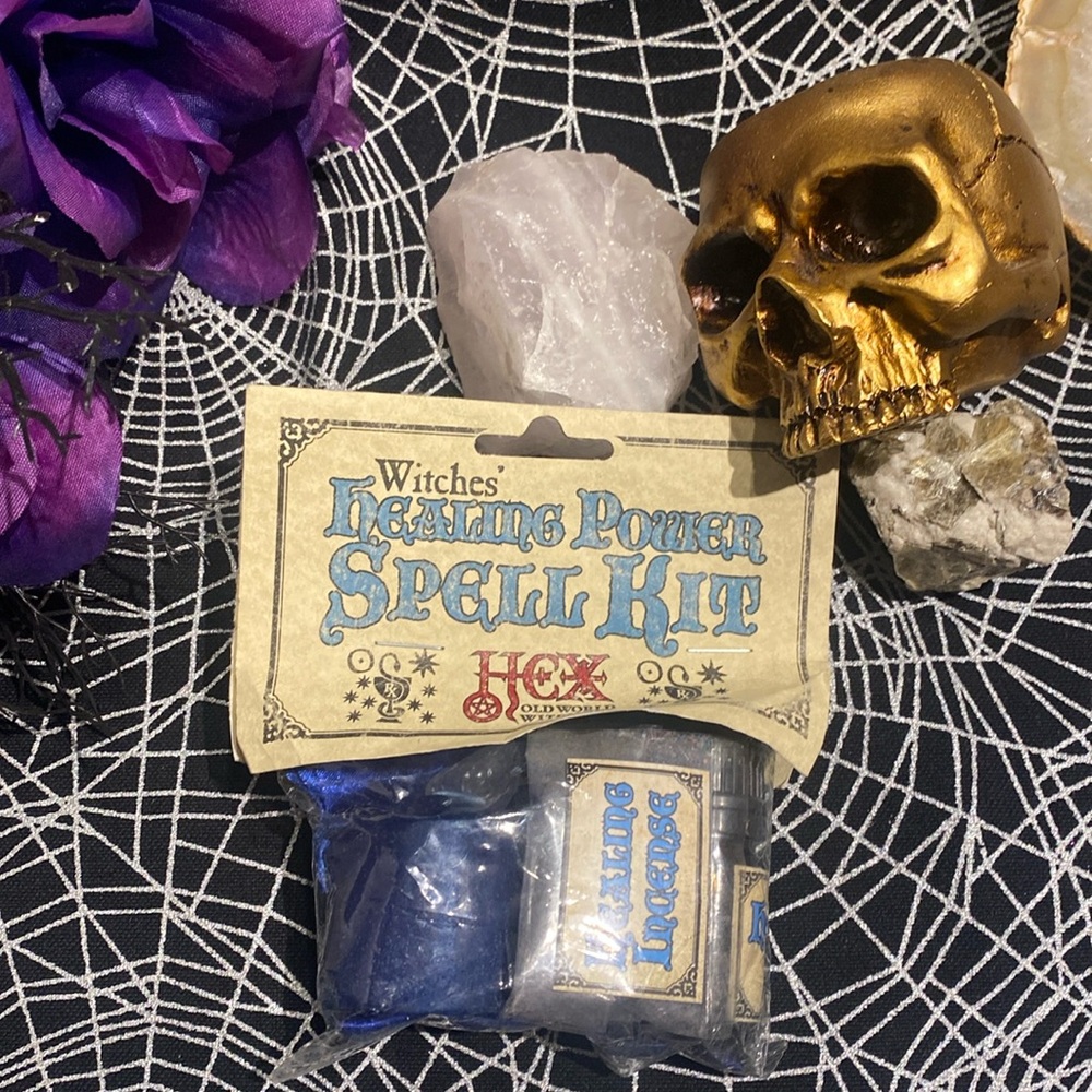 SALEM WITCHES' SKELETON KEY SPELL KIT